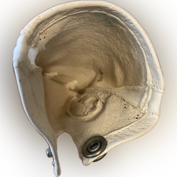 Vintage Ladies Leather gloves with pearl like snap in original Rothchild’s Box - Picture 3 of 16